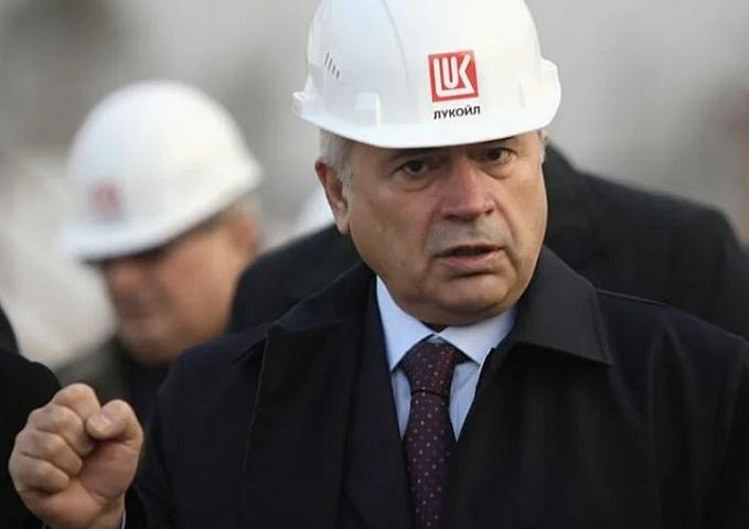 Vahid Ələkbərova daha bir zərbə - 