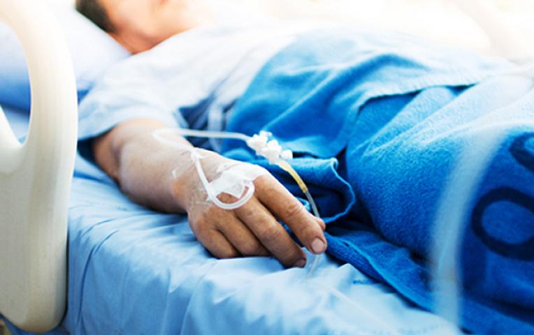 Yanğında xəsarət alanlar: bir nəfər süni tənəffüs aparatına qoşulub