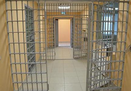 Mirasa  görə qızının qətlini