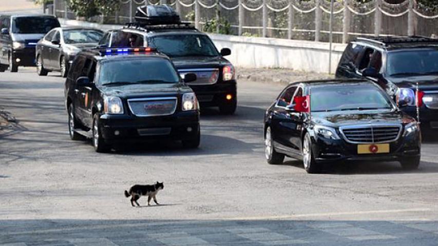 Ərdoğan bu körpəyə görə kortejini dayandırdı - 
