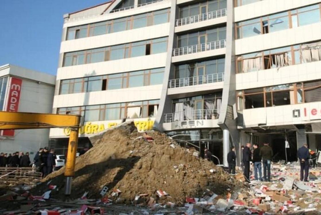 "AFEN Plaza"da partlayış nəyə görə olub? - 