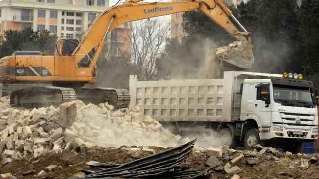 Bakıda bu ərazidə evlər PLANA DÜŞDÜ - 