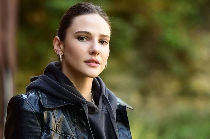 Alina Boz serialdan çıxarıldı – 