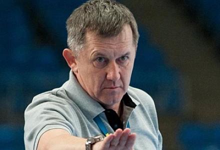 Azərbaycan millisinin uğur qazana bilməyən baş məşqçisi yola salındı