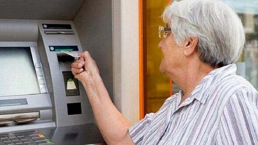 Yanvardan pensiyaçılara əlavə 200 manat 