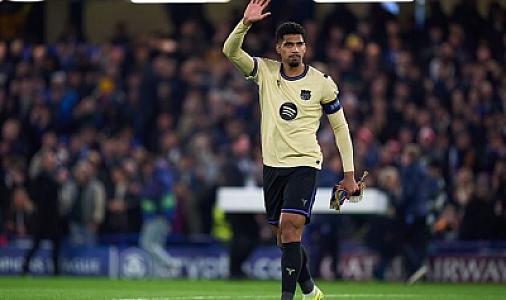 Məşhur futbolçu depressiyaya düşüb: 