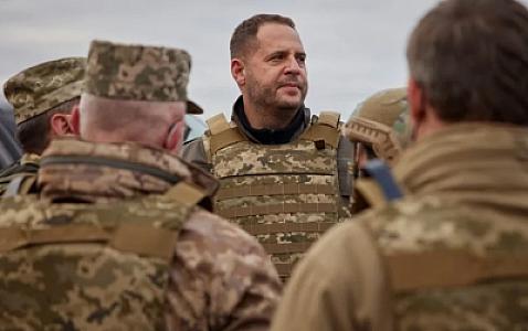 Yermak cəbhəyə gedir - 