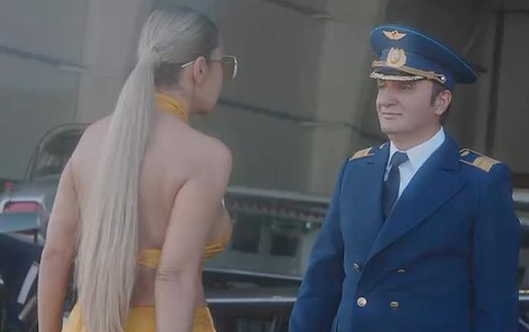 Rəqsanə əri ilə birgə çəkildiyi klipdən kadrlar paylaşdı - 