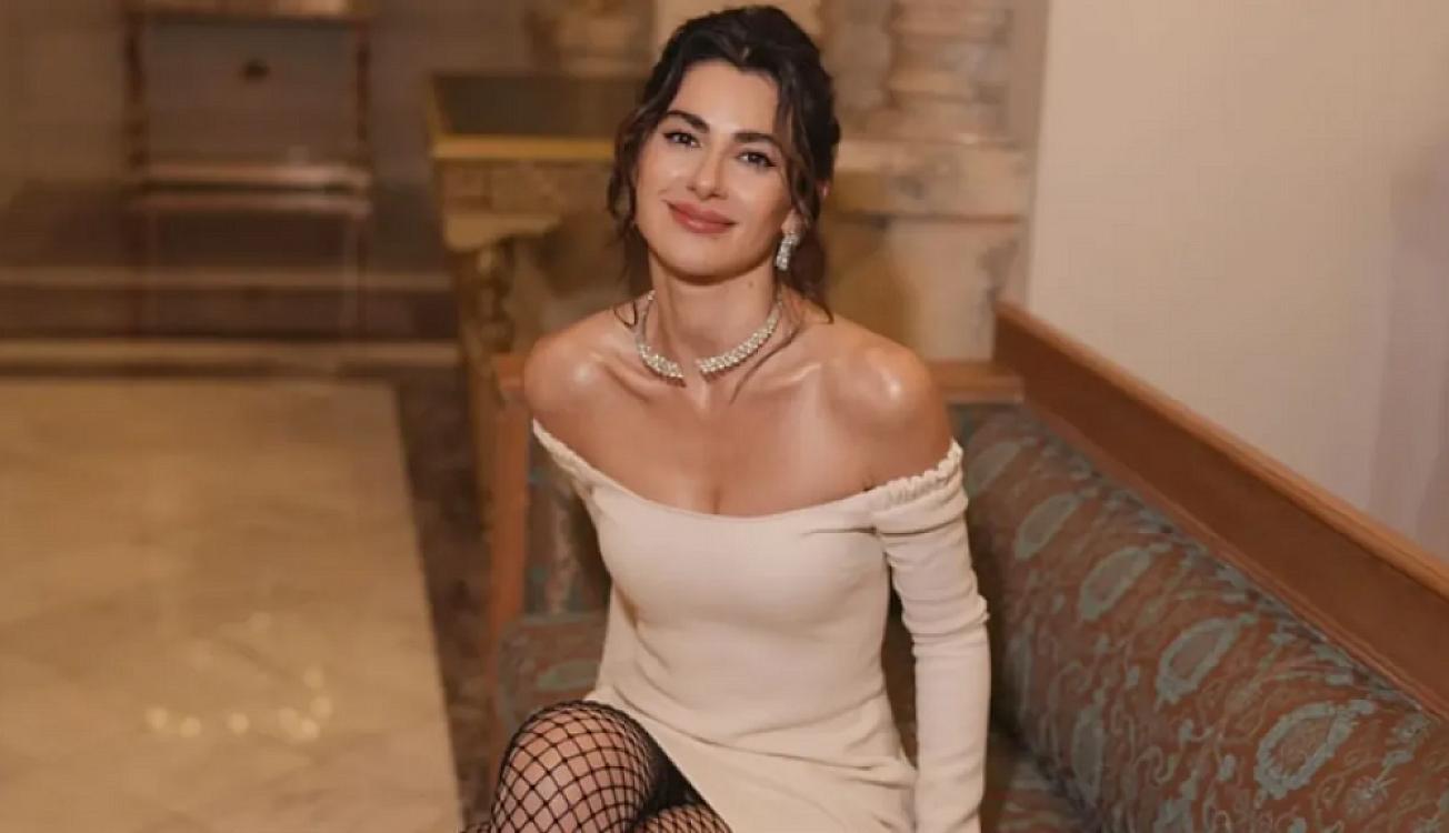 Nəsrin FOTOları ilə 