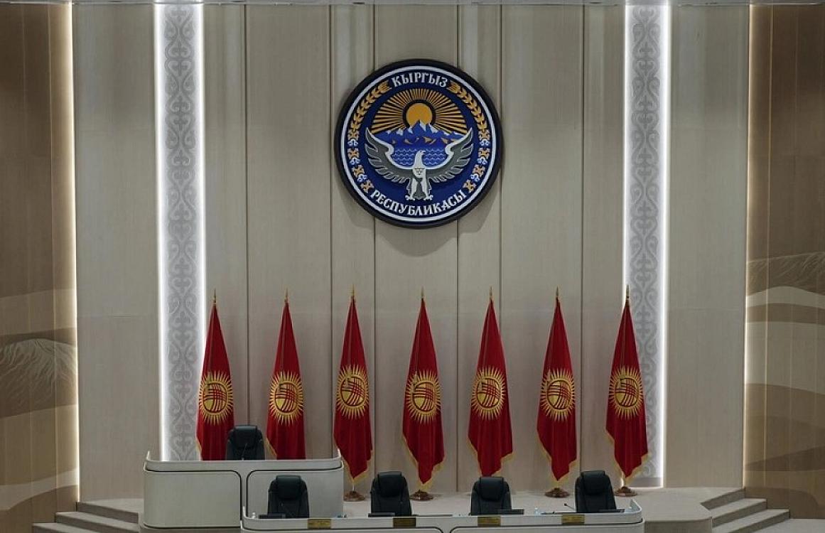 Кыргызстан: треть парламента достается женщинам