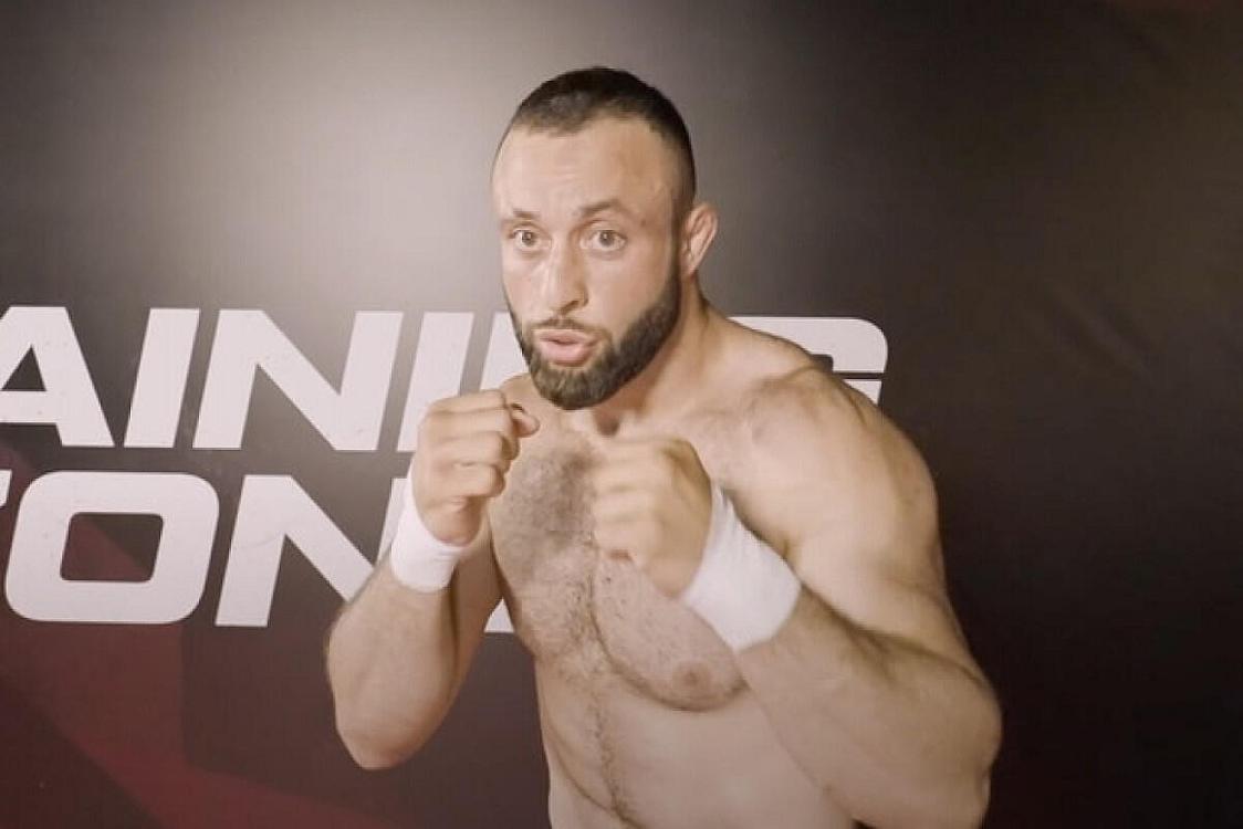 Erməni MMA döyüşçüsü Rusiyada 