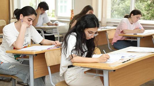 Qəbul imtahanlarının vaxtı dəyişdirilir? - 