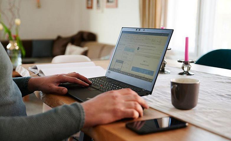 Evdən işləmək qanuniləşir