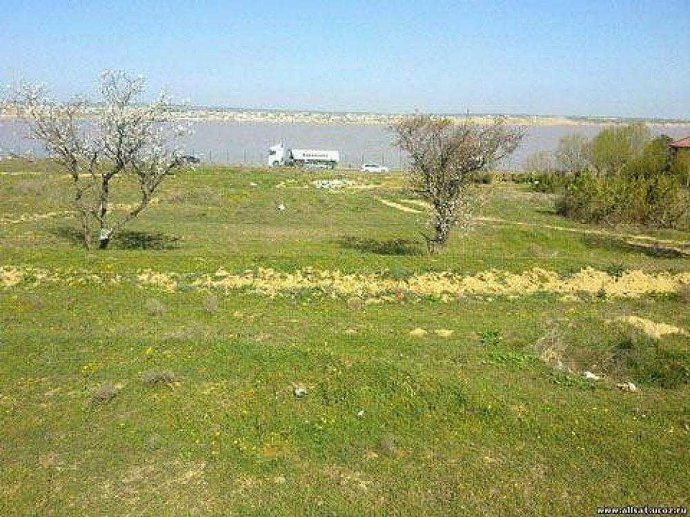 He stabbed his cousin over land - details