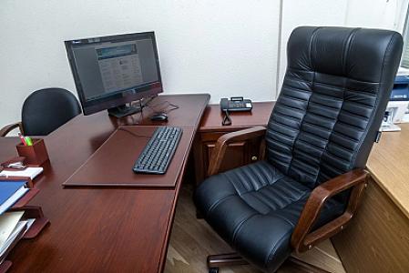 Nazir filial müdirini 