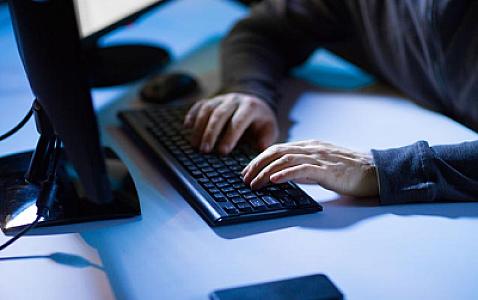 Saxta iş təklifləri ilə bağlı 