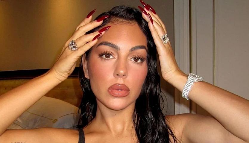 Ronaldonun Corcinası elə FOTOLAR 