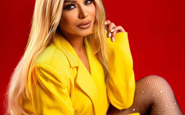 Türkanın makiyajsız halı müzakirələr yaratdı - 