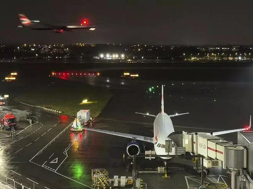 Clash at London airport - there are injured people