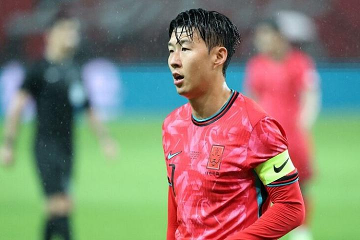 Ulduz futbolçunu "hamiləyəm" deyib şantaj edən qadına 