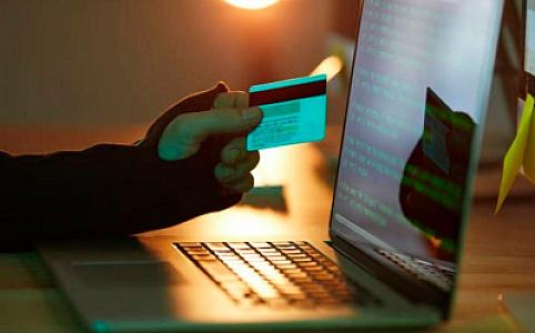 DİN: Bank kartlarına müdaxilə halları var