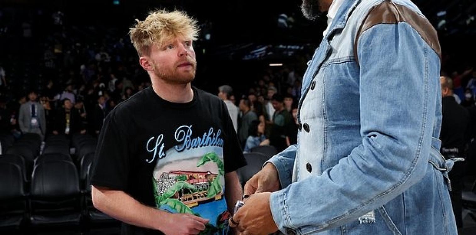 Məşhur bloger beyin 