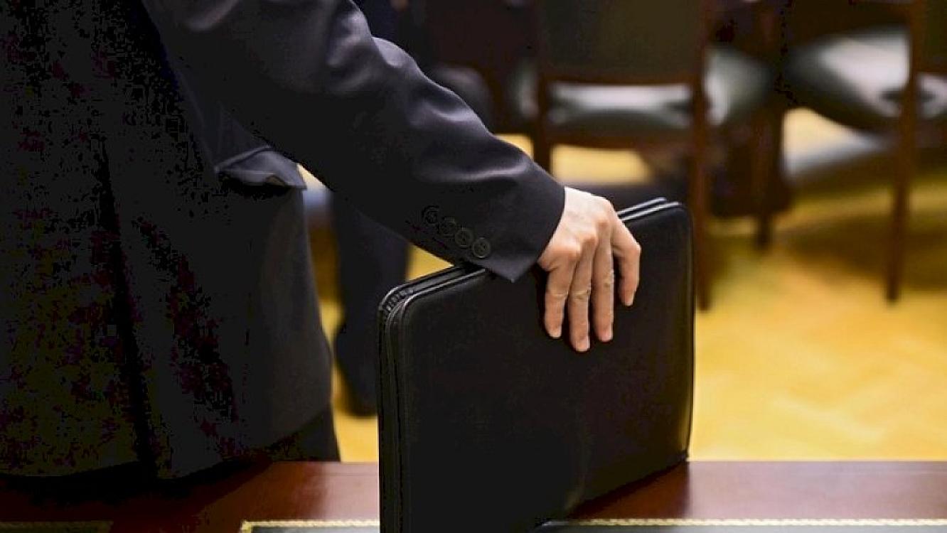 Azərbaycanda deputatın mandatına xitam verilir - 