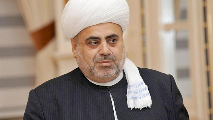 Stadionu alan şəxs 