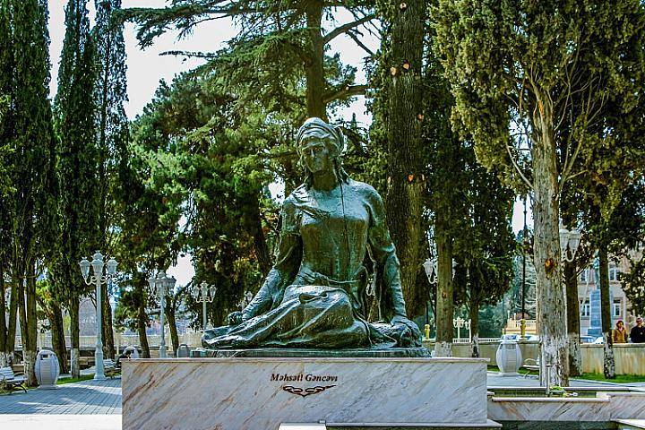 "Səni yaradana əhsən!" – 