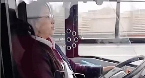 “BakuBus” qadın sürücü ilə bağlı yayılan 