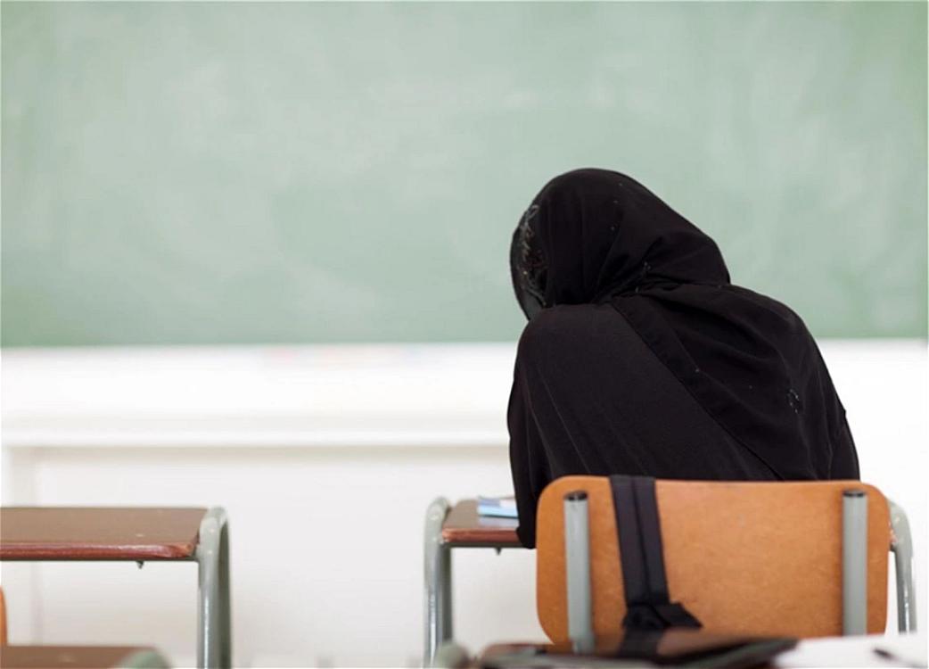 Bu ölkədə məktəblərə hicabla gəlmək 