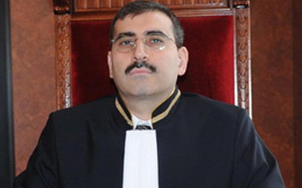 Prezidentin rektor təyin etdiyi Rövşən İsmayılov KİMDİR? - 