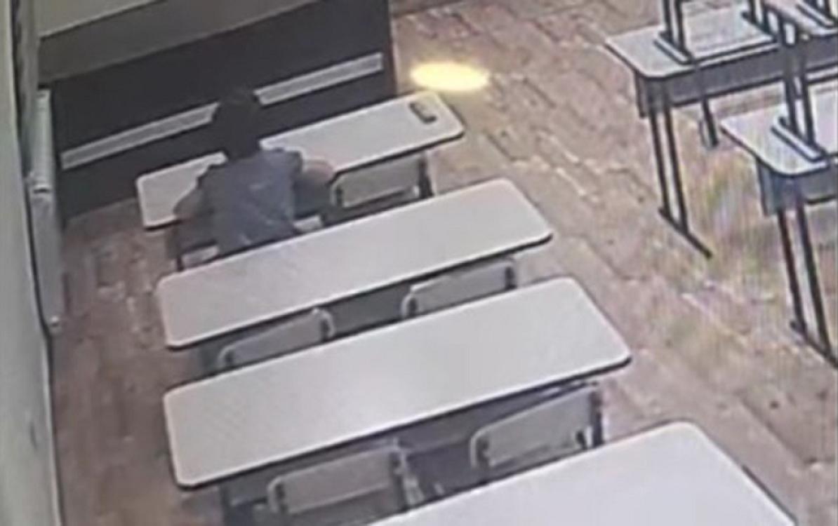 Sığınacaqda “Qarabağ”ı tək izlədi... - 