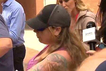 Rəssamdan etiraf - insanların bədən hissələrini 