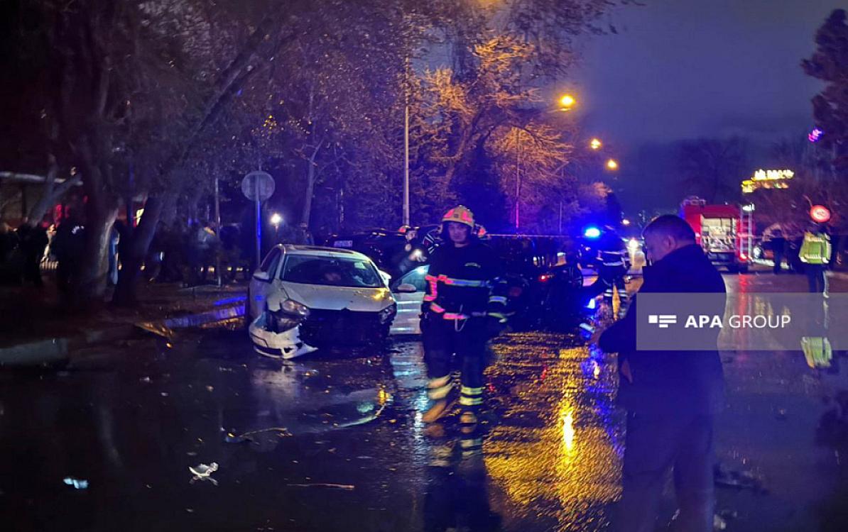 Bakıda maşın qaz borusuna çırpıldı - 