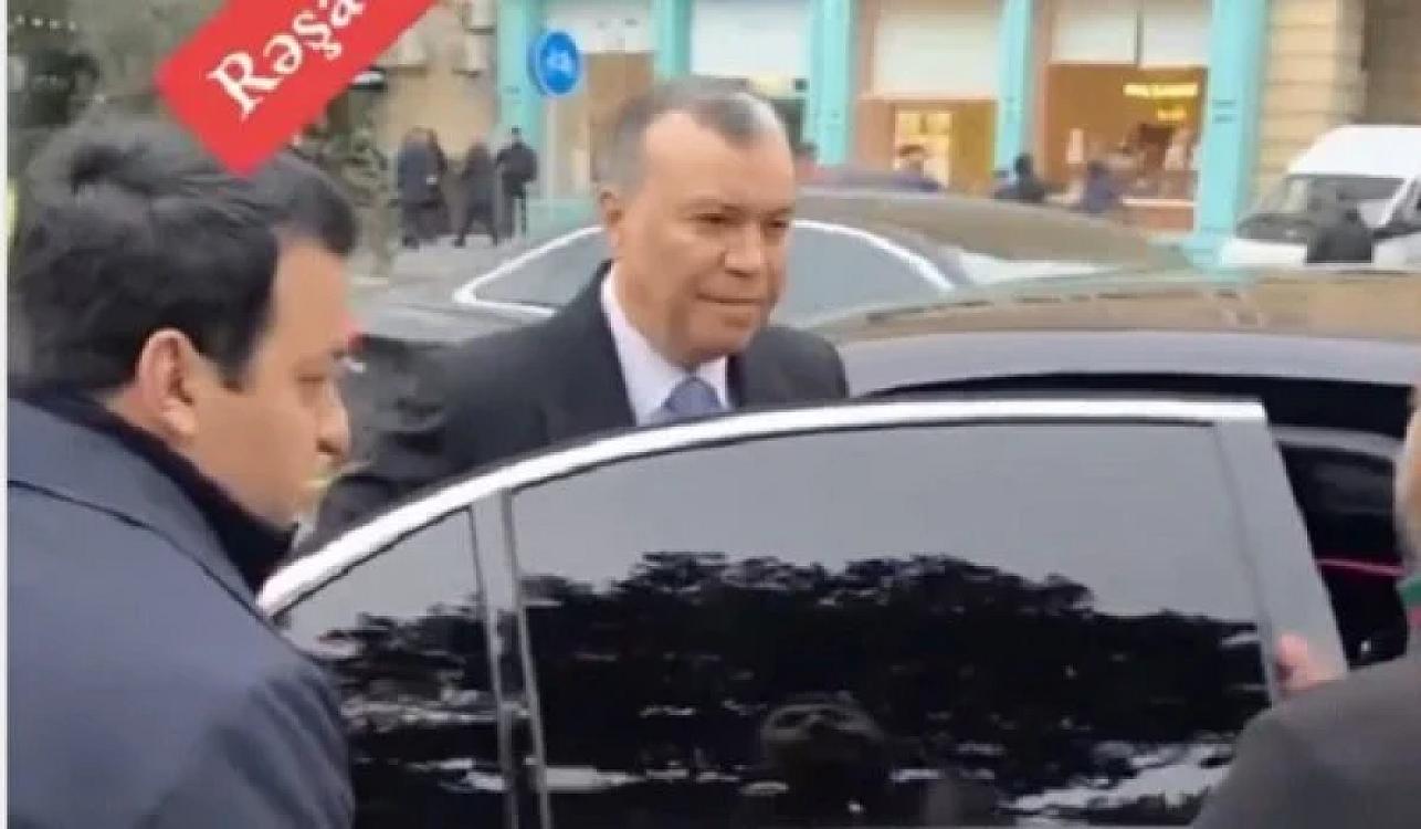 Sahil Babayev ona yaxınlaşan vətəndaşlara bunu dedi - 