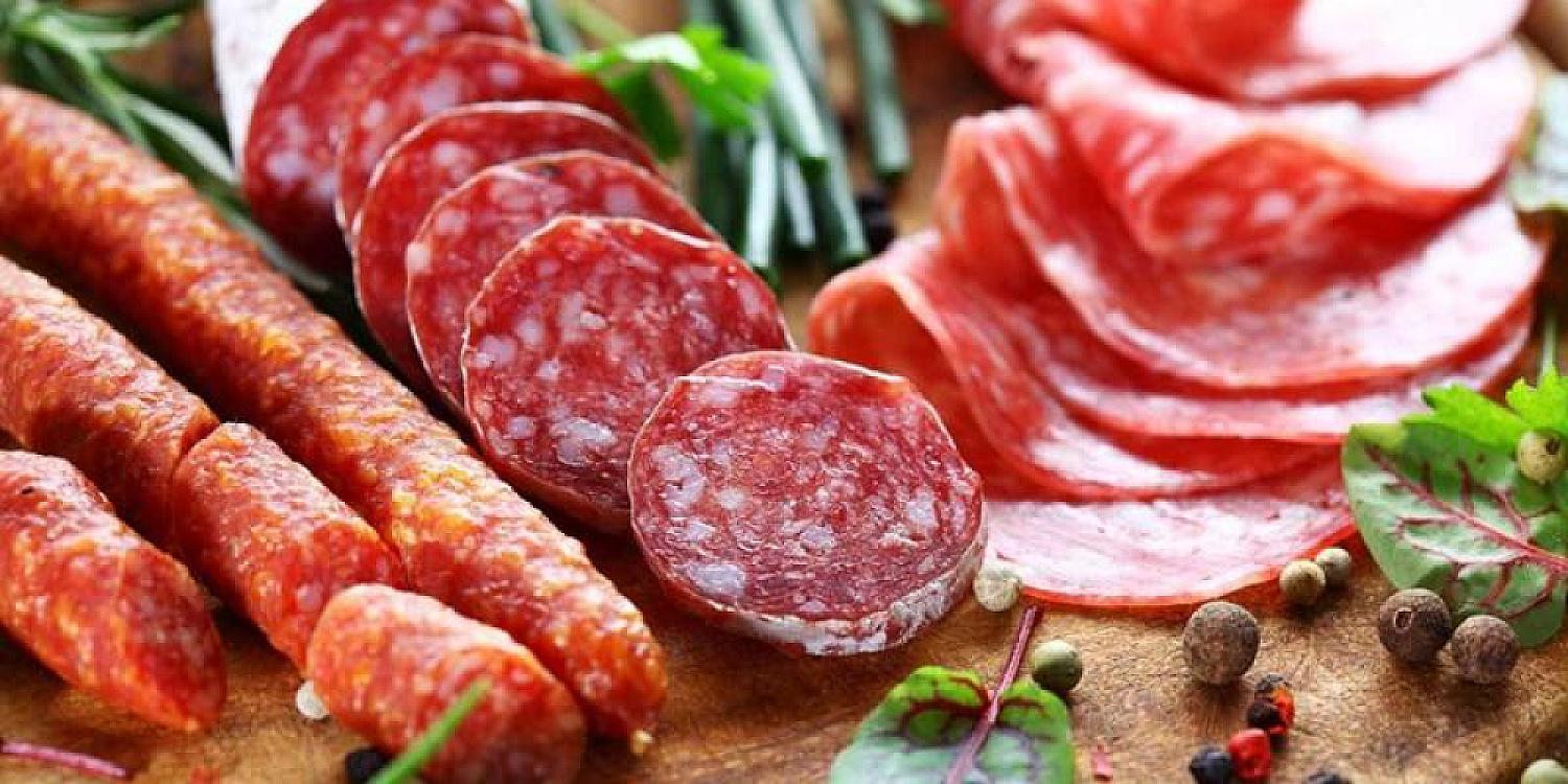 Kolbasanın üstündə bu söz varsa, 