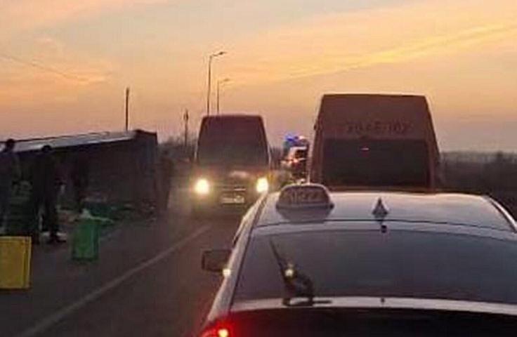 Üç avtomobil toqquşdu -