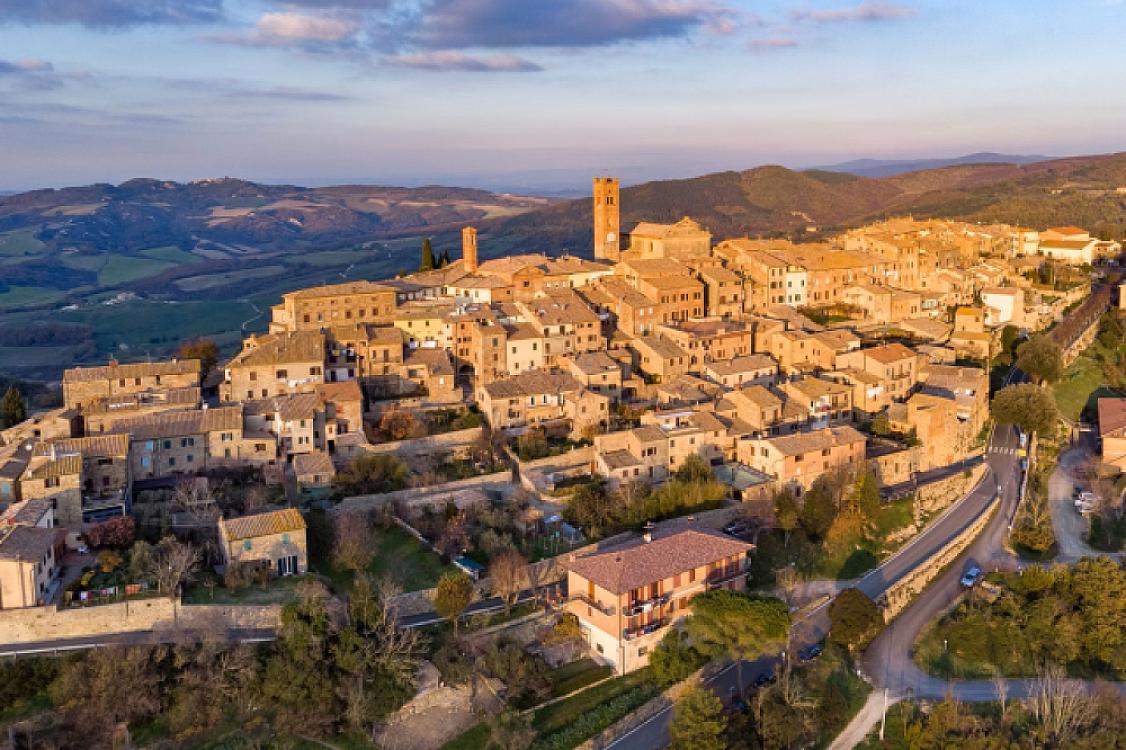 Bu ölkədə yaşayanlara 30 min dollar veriləcək