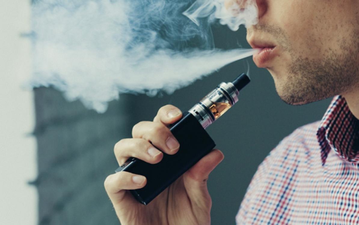 Azərbaycanda elektron siqaret 