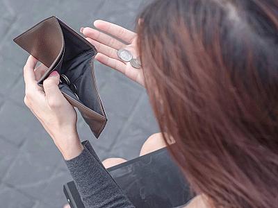 "Ev almaq üçün 12 il tətilə çıxmamalı, 1700 dəfə restorana getməməlisən"