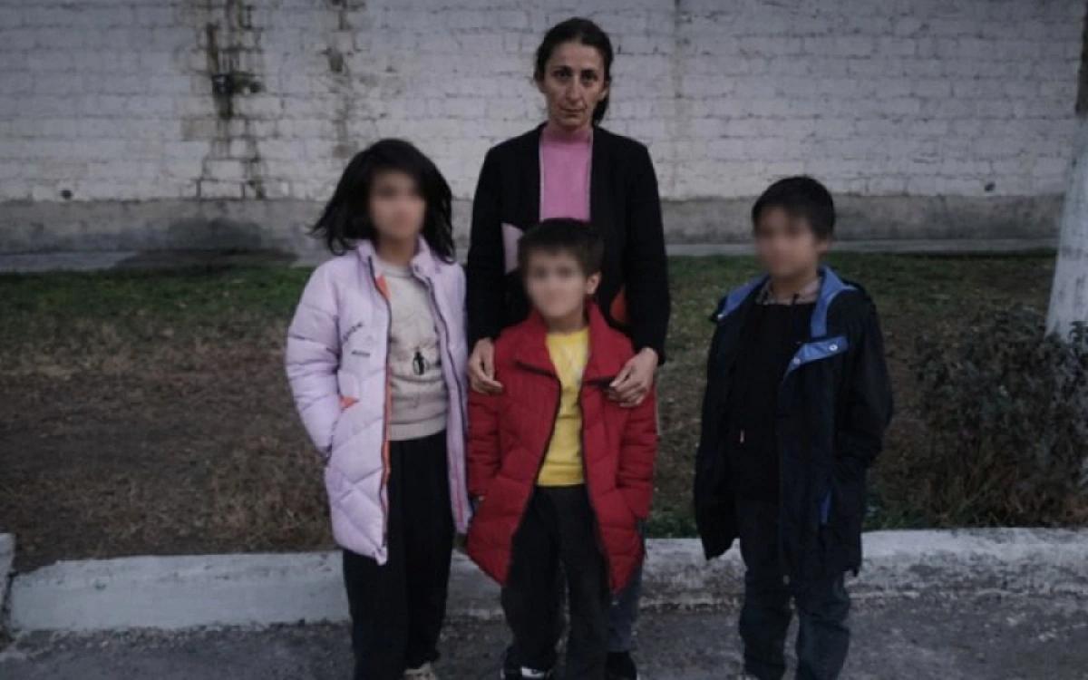 Ata 3 uşağına işgəncə verib? - 