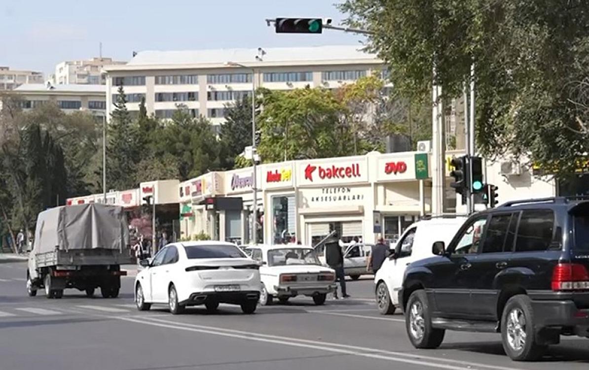Bakıda ilk dəfə kameralı işıqforlar quraşdırıldı - 