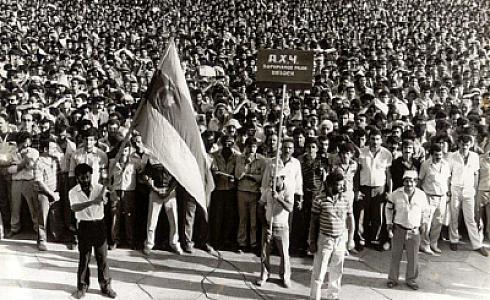 Xalq Cəbhəsi rəhbərlərindən kimlər siyasətdədir?