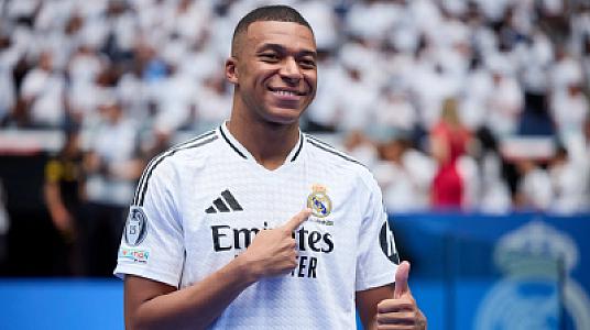 Mbappe Ronaldunun rekordunu 