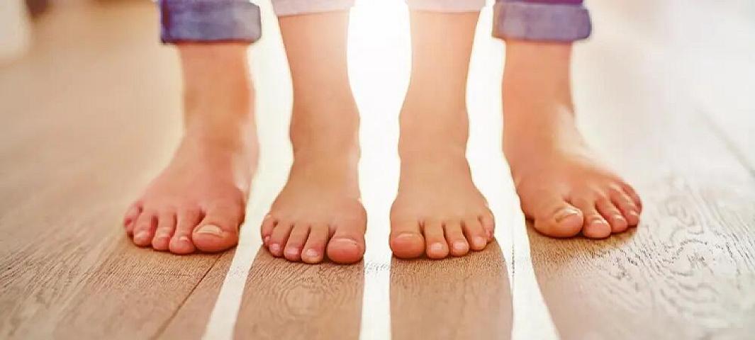 Ayaq göbələyi necə keçir? 