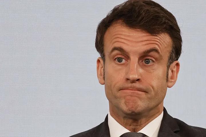 Makronun iqamətgahında 