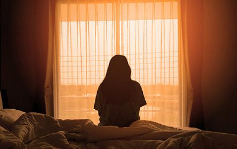 13 yaşlı qız evli qohumundan hamilə qaldı - 