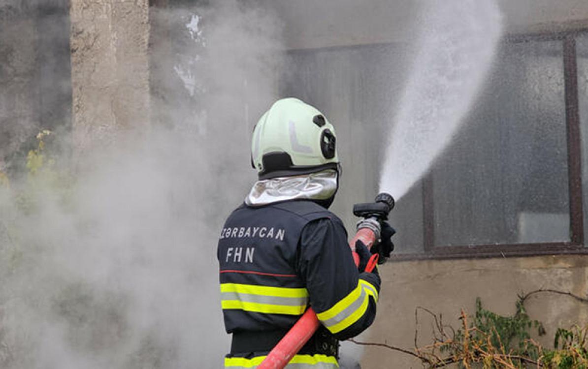 Lerikdə məktəbdə 