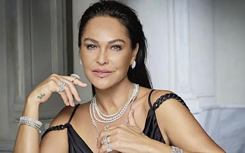 Hülya maşını ilə dənizə düşməkdən 